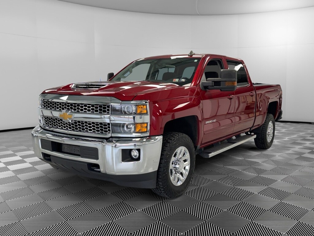 2019 Chevrolet Silverado 2500HD LT photo 3