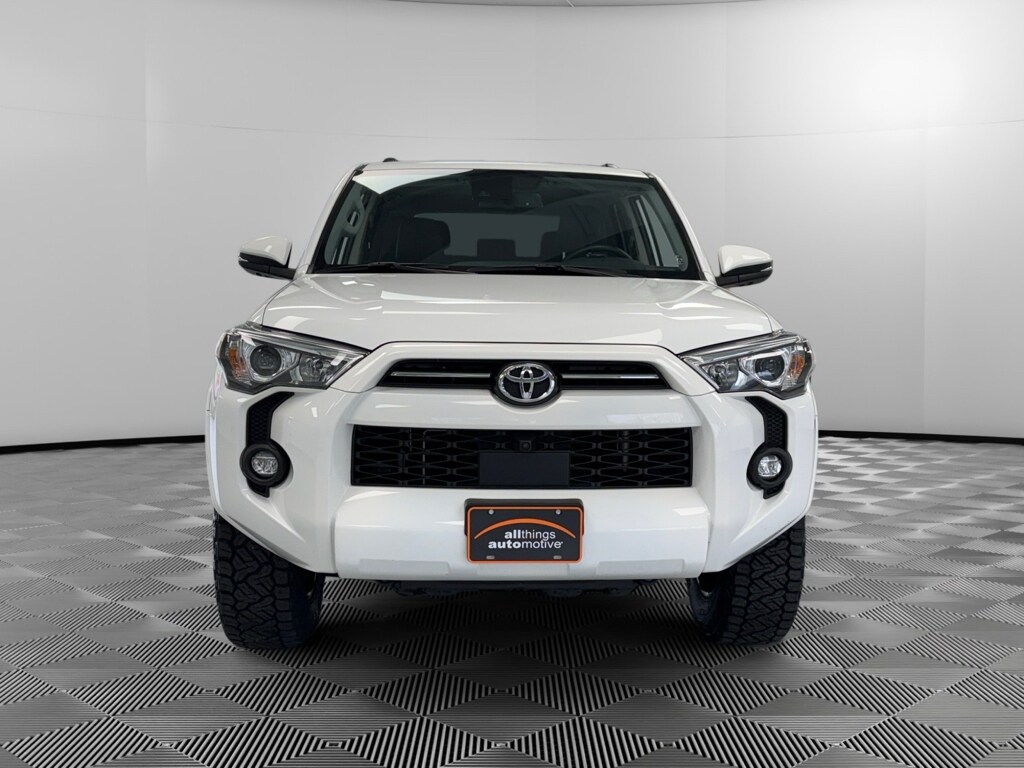 2023 Toyota 4Runner SR5 Premium photo 2
