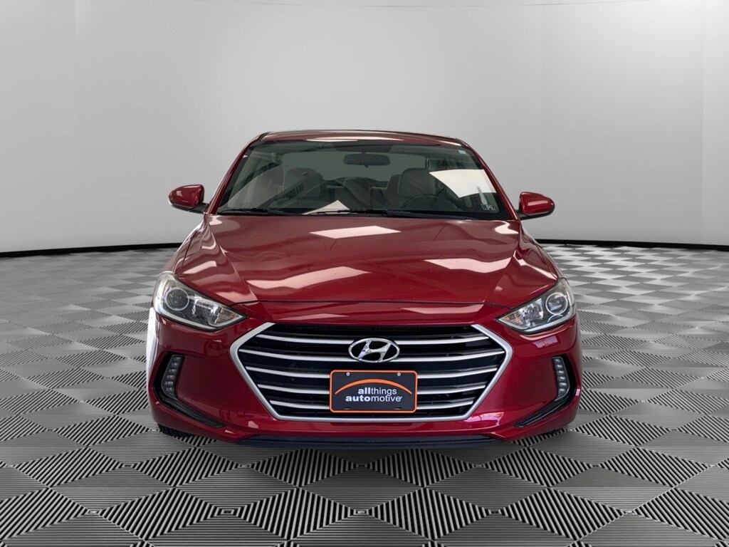 2017 Hyundai Elantra SE photo 2