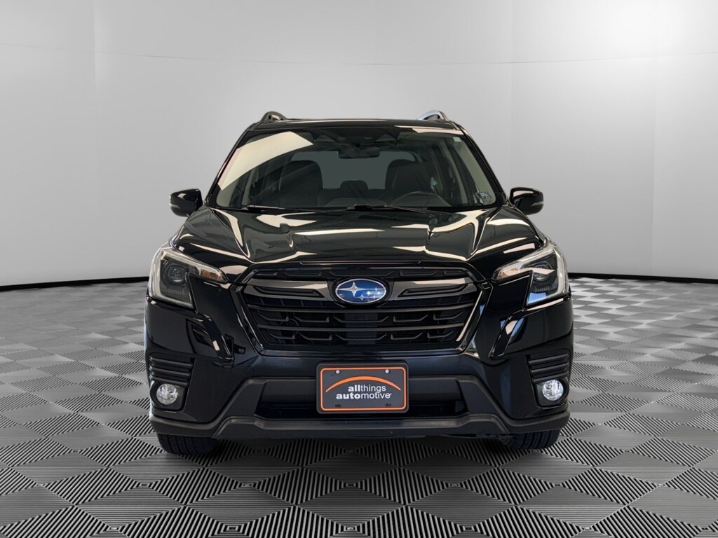 Used 2023 Subaru Forester Limited SUV