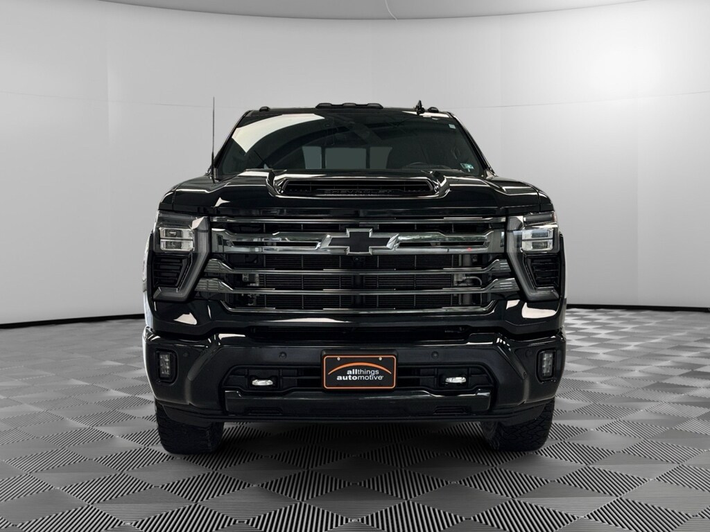 Used 2024 Chevrolet Silverado 2500 HD High Country Truck Crew Cab