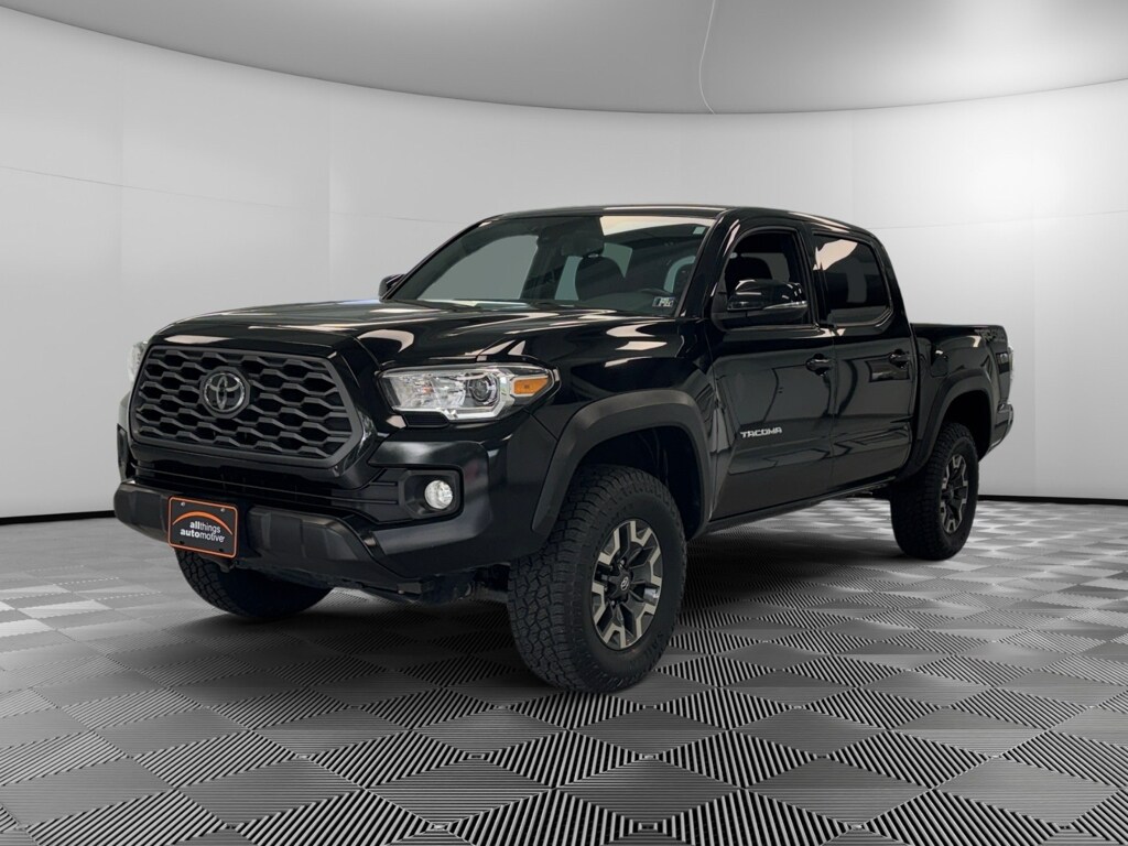 2023 Toyota Tacoma TRD V6 photo 3