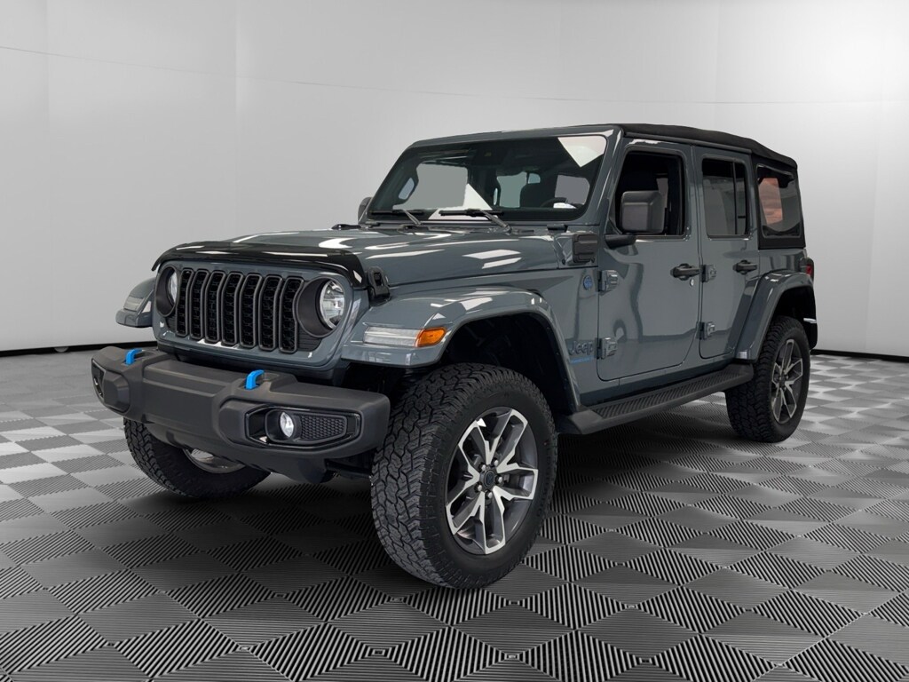 2024 Jeep Wrangler 4xe Sport S photo 3
