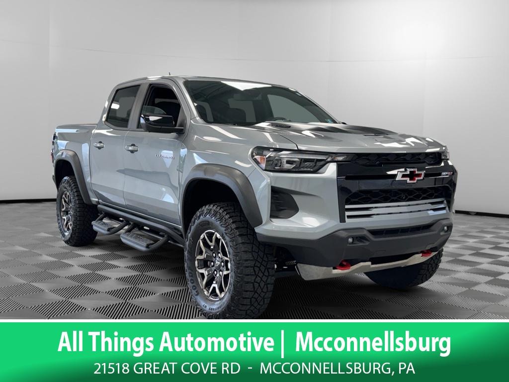 Used 2025 Chevrolet Colorado ZR2 Truck Crew Cab