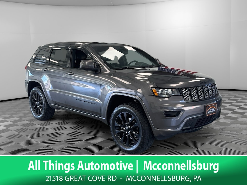 Used 2018 Jeep Grand Cherokee Laredo 4x4 SUV