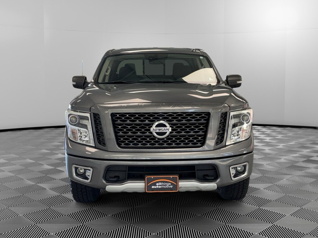 Used 2019 Nissan Titan PRO-4X Truck Crew Cab