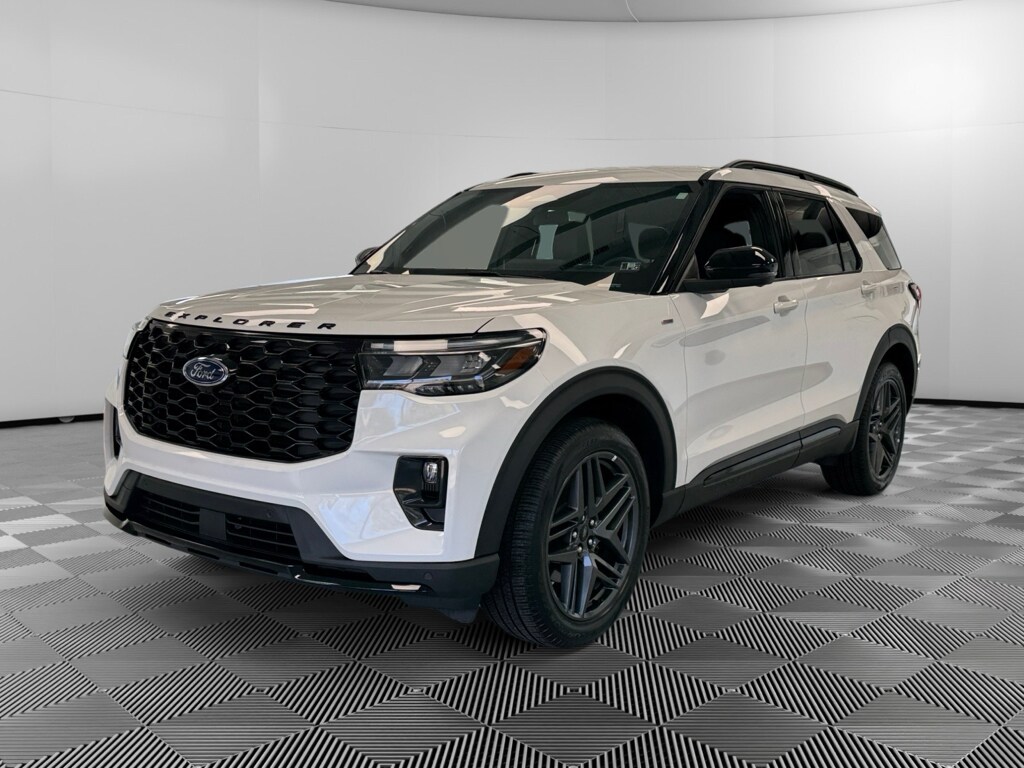 Used 2025 Ford Explorer ST-Line SUV
