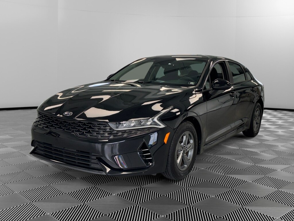 2021 Kia K5 LX photo 3