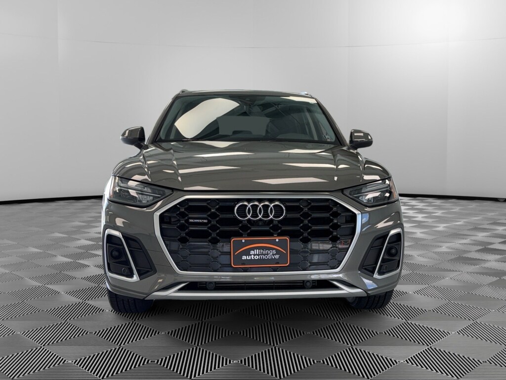 2024 Audi Q5 45 S line Premium photo 2