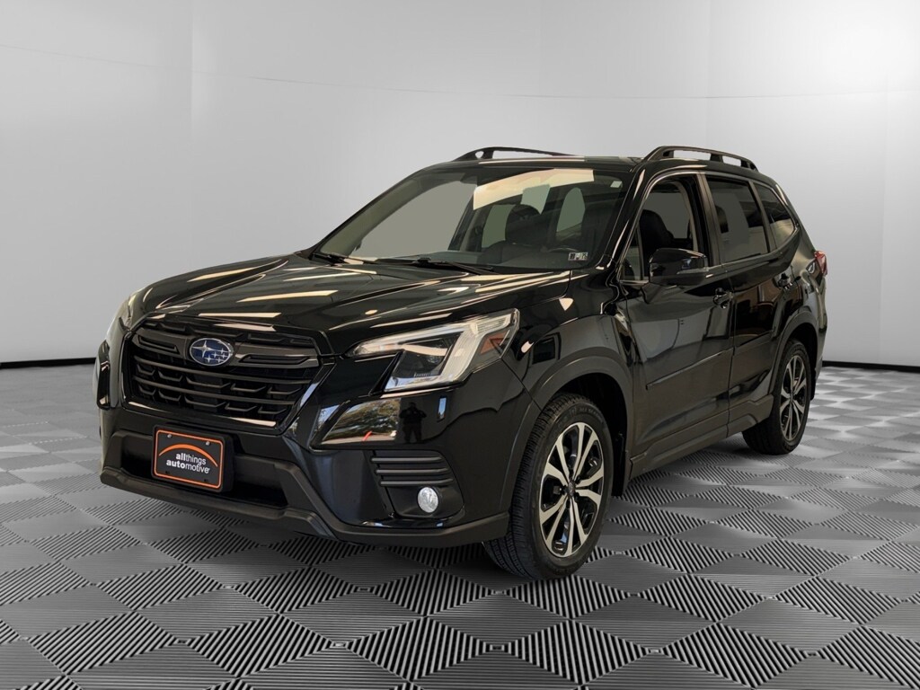 2023 Subaru Forester Limited photo 2