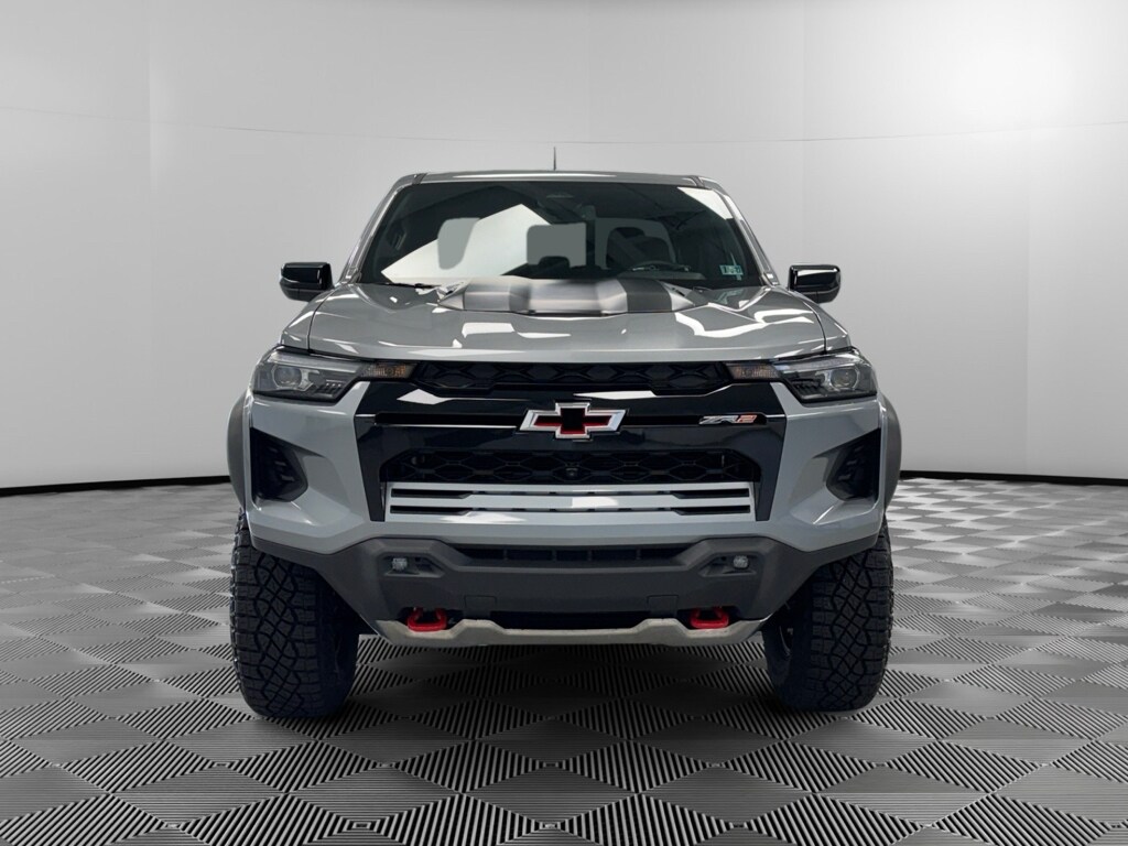 Used 2025 Chevrolet Colorado ZR2 Truck Crew Cab