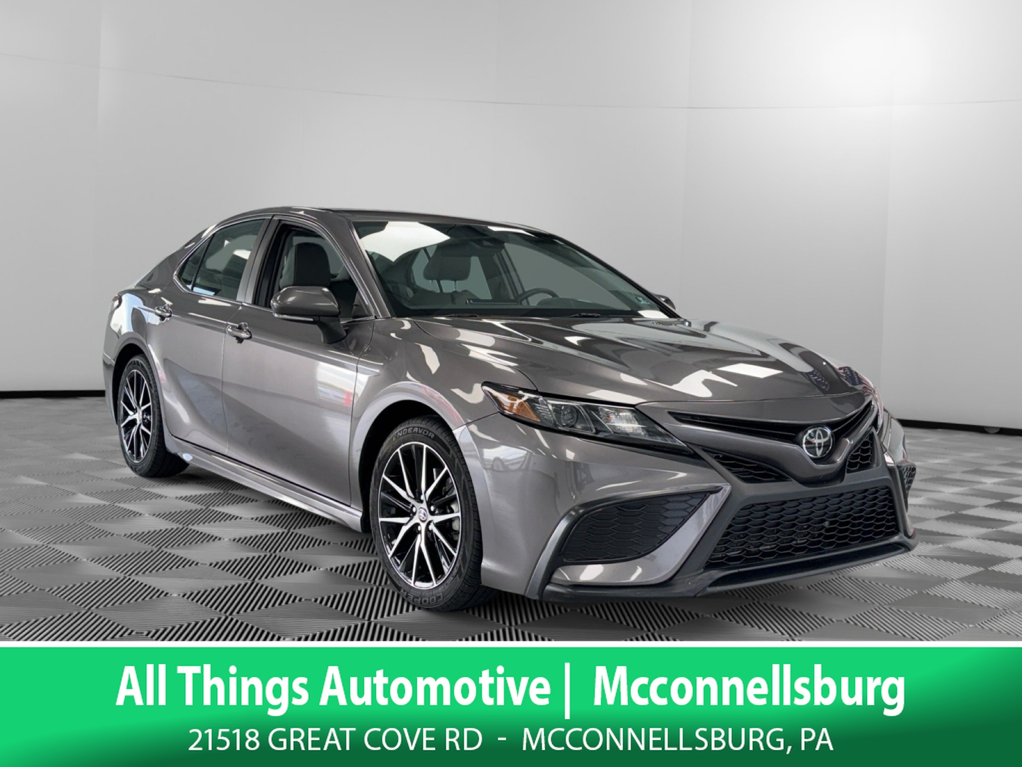 Used 2023 Toyota Camry SE Sedan