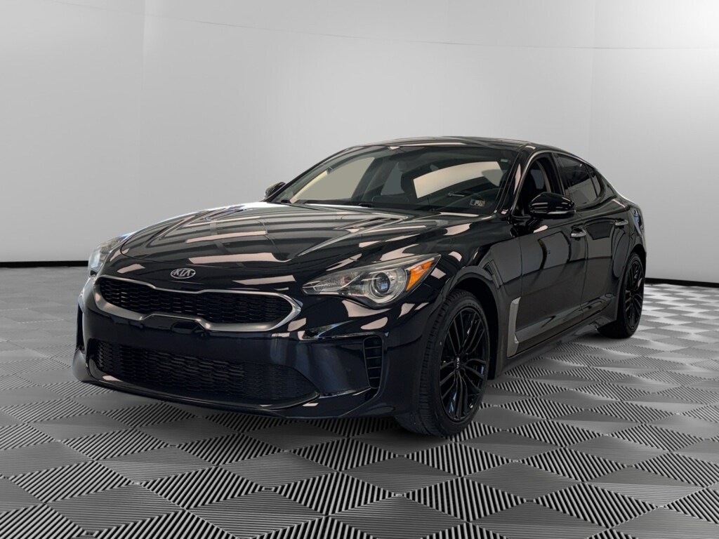 2018 Kia Stinger photo 3