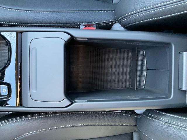 2026 Volvo XC40 Ultra - Photo 28
