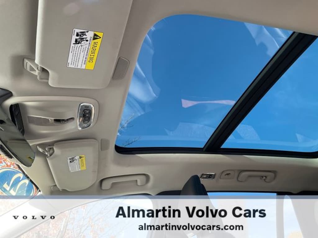 Used 2022 Volvo XC90 Recharge Plug-In Hybrid eAWD Inscription Expression 7 Seater SUV