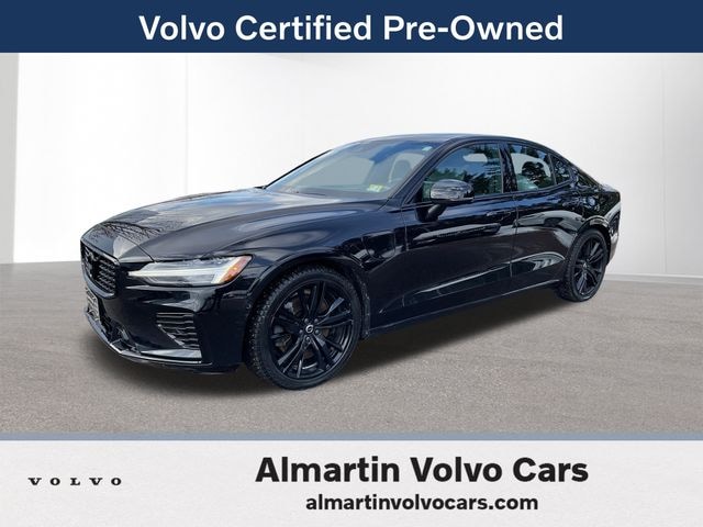 2022 Volvo S60 Recharge Plug-In Hybrid T8 Black Edition R-Design Extended Range Sedan