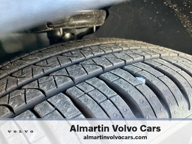 2026 Volvo XC40 Ultra - Photo 8