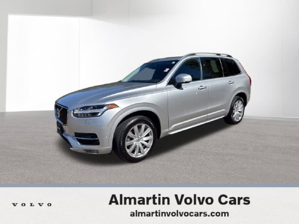 Used 2016 Volvo XC90 T6 Momentum SUV