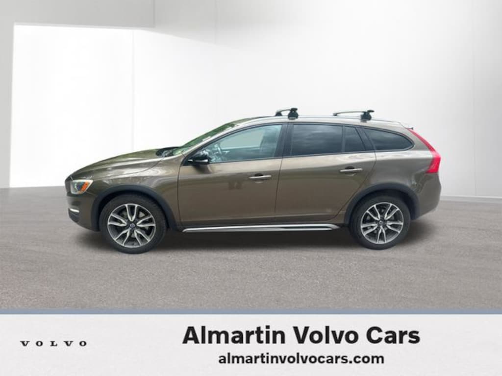 Used 2017 Volvo V60 Cross Country T5 AWD Platinum Wagon