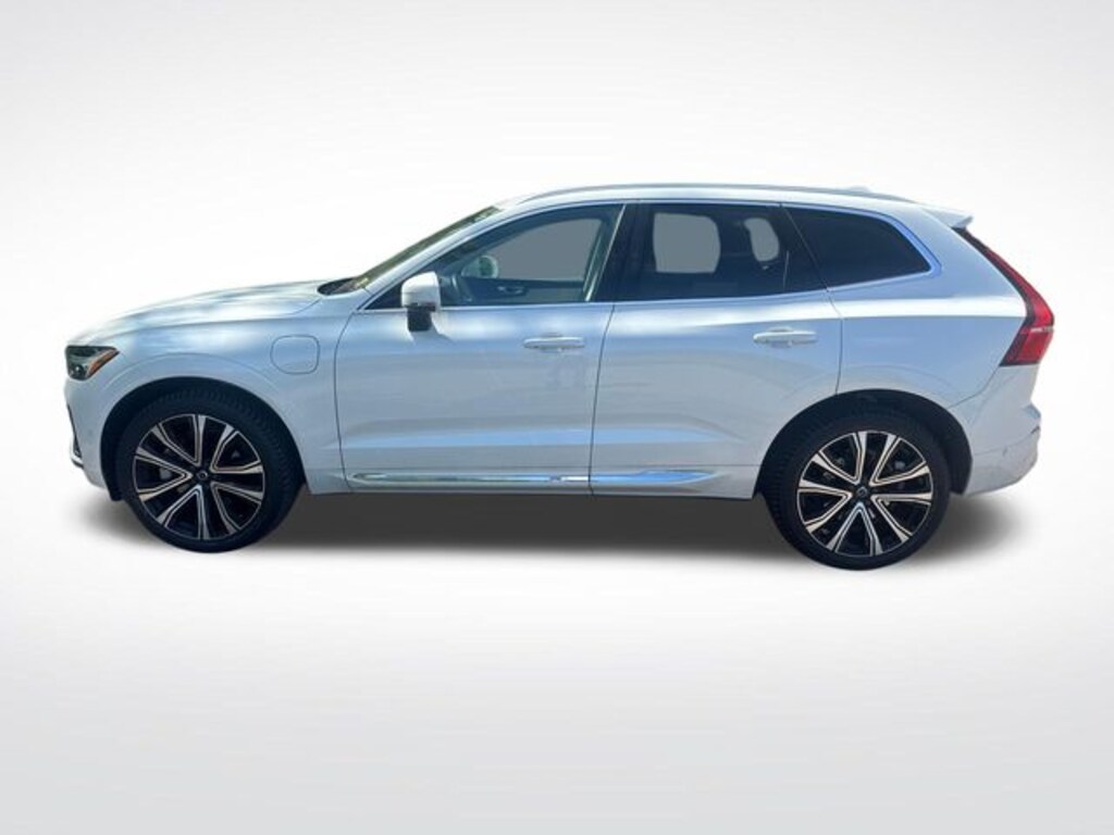 Certified 2023 Volvo XC60 Recharge Plug-In Hybrid Ultimate Bright SUV