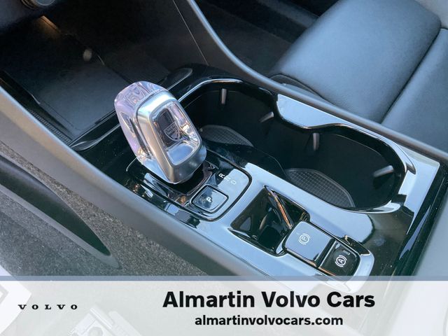 2026 Volvo XC40 Ultra - Photo 27