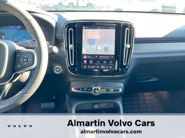 2026 Volvo XC40 Ultra Black Edition - Photo 23