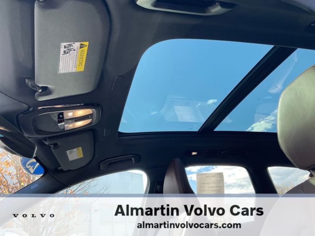 Certified 2023 Volvo XC60 B5 AWD Ultimate Bright SUV