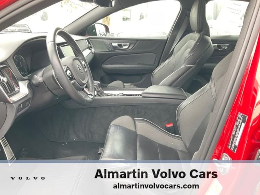 Used 2019 Volvo S60 T6 R-Design Sedan