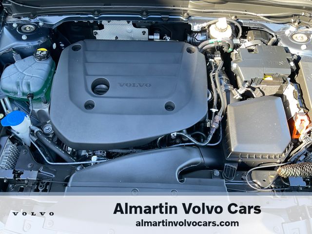 2026 Volvo XC40 Ultra - Photo 17