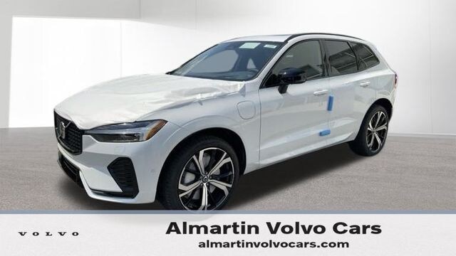 2025 Volvo XC60 plug-in hybrid T8 Ultra SUV