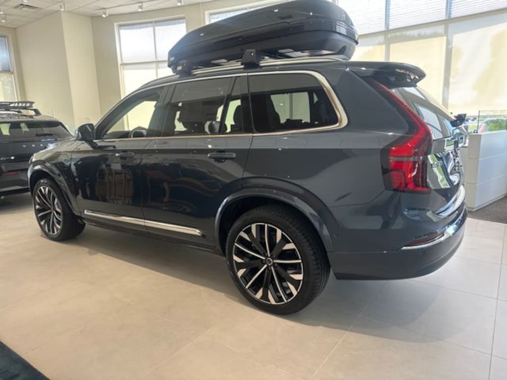 New 2026 Volvo XC90 plug-in hybrid T8 Ultra 7-Seater SUV
