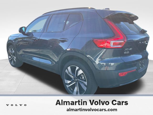 2026 Volvo XC40 Ultra - Photo 9