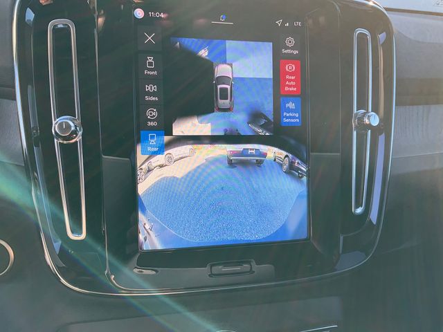 2026 Volvo XC40 Ultra - Photo 26