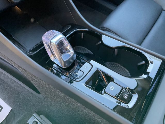 2026 Volvo XC40 Ultra - Photo 27