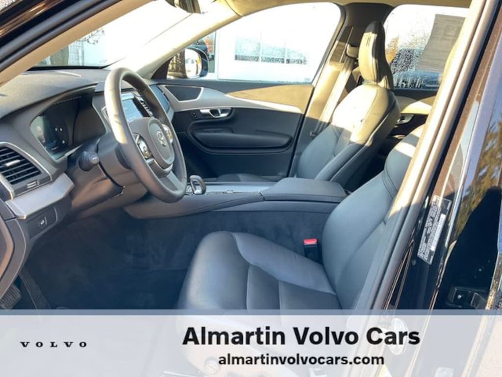 Certified 2025 Volvo XC90 B5 Core SUV