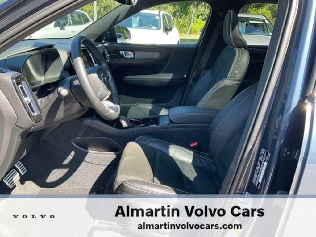 Certified 2022 Volvo XC40 Recharge Twin Pure Electric Ultimate SUV