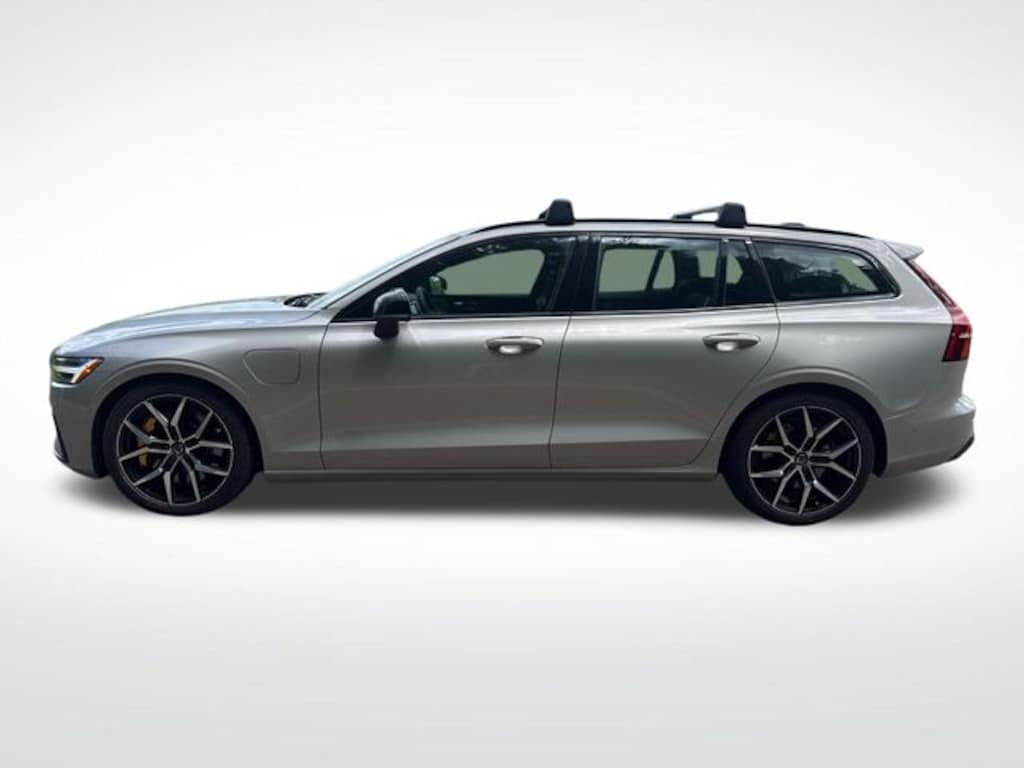 Certified 2024 Volvo V60 plug-in hybrid T8 Polestar Engineered Wagon
