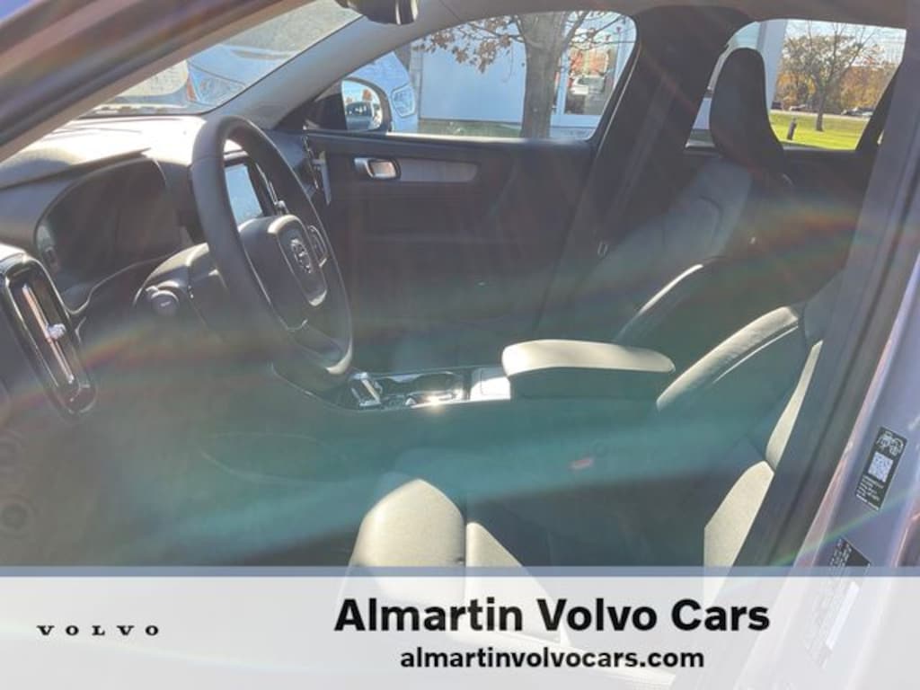 New 2026 Volvo XC40 B5 Plus SUV