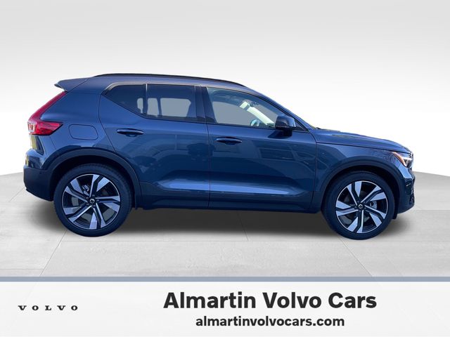 2026 Volvo XC40 Ultra - Photo 14