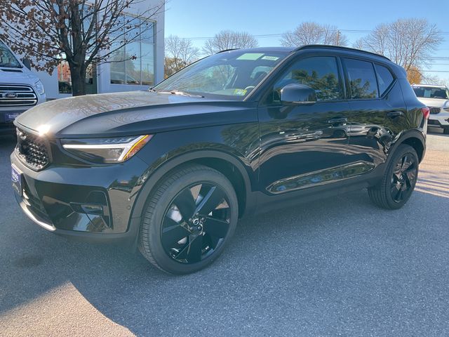 2026 Volvo XC40