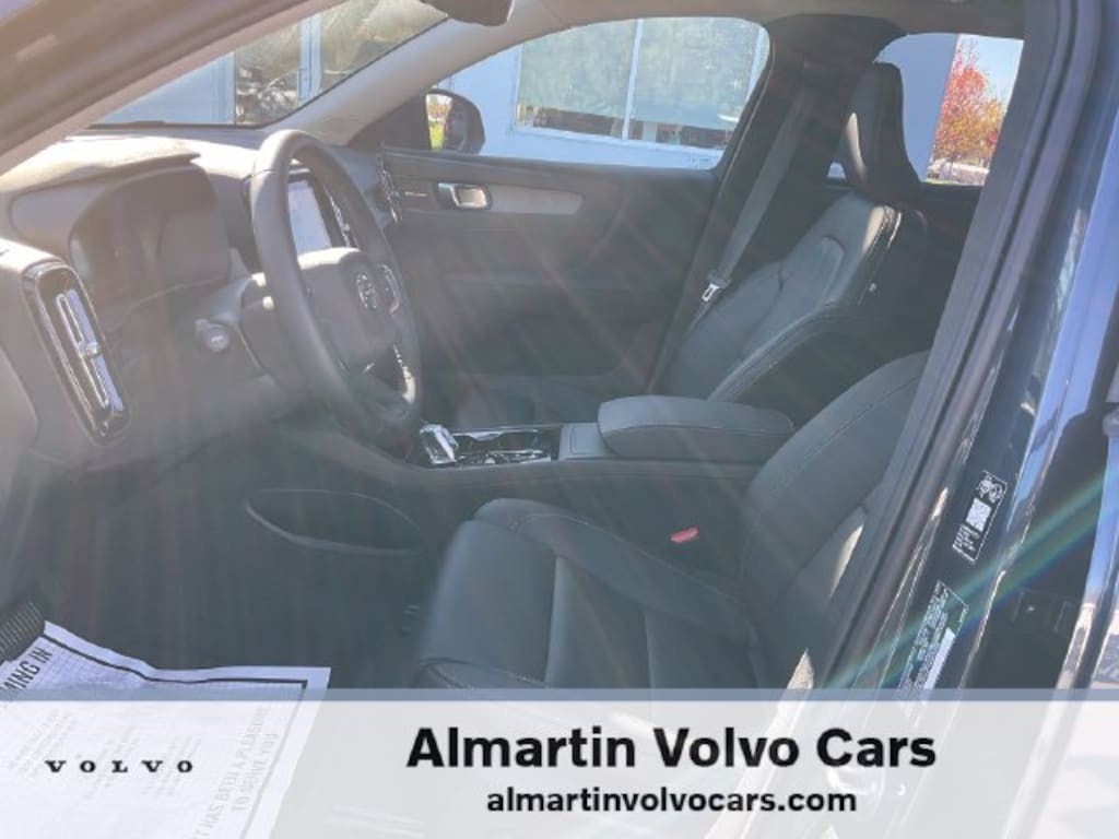 Used 2026 Volvo XC40 B5 Ultra SUV