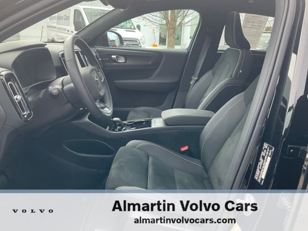 Certified 2023 Volvo C40 Recharge Pure Electric Twin Ultimate SUV