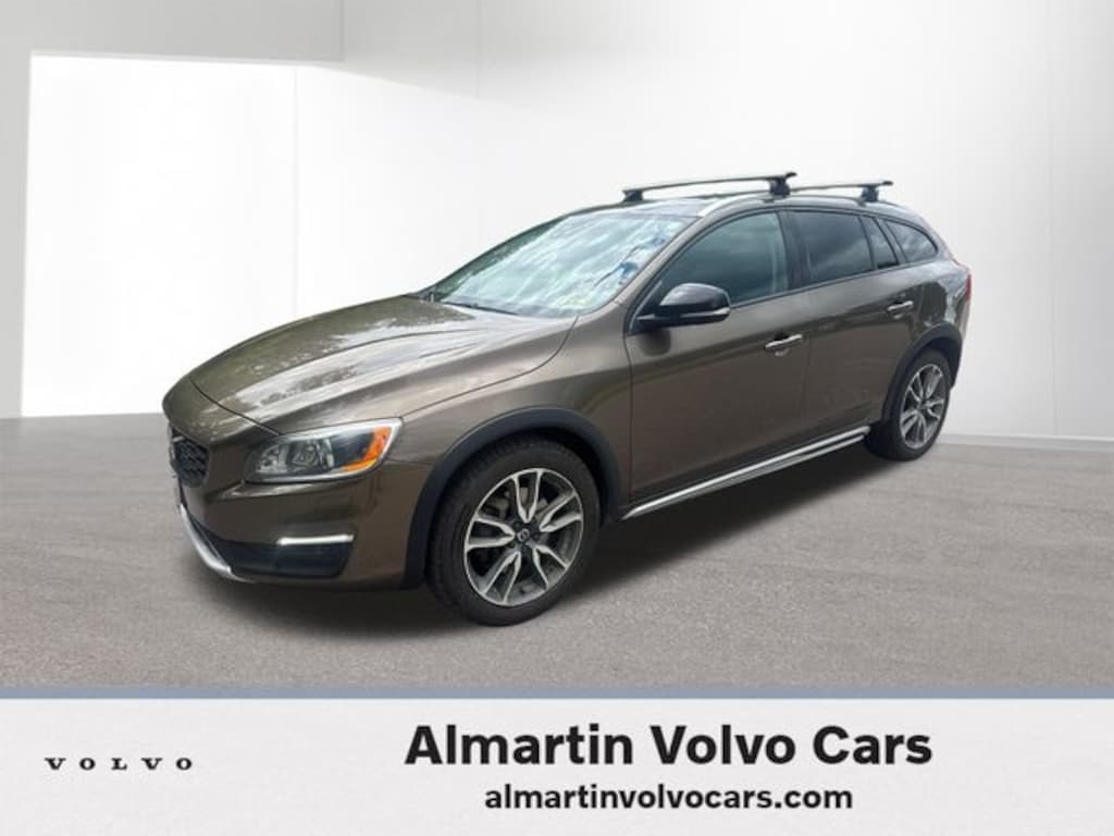 Used 2017 Volvo V60 Cross Country T5 AWD Platinum Wagon
