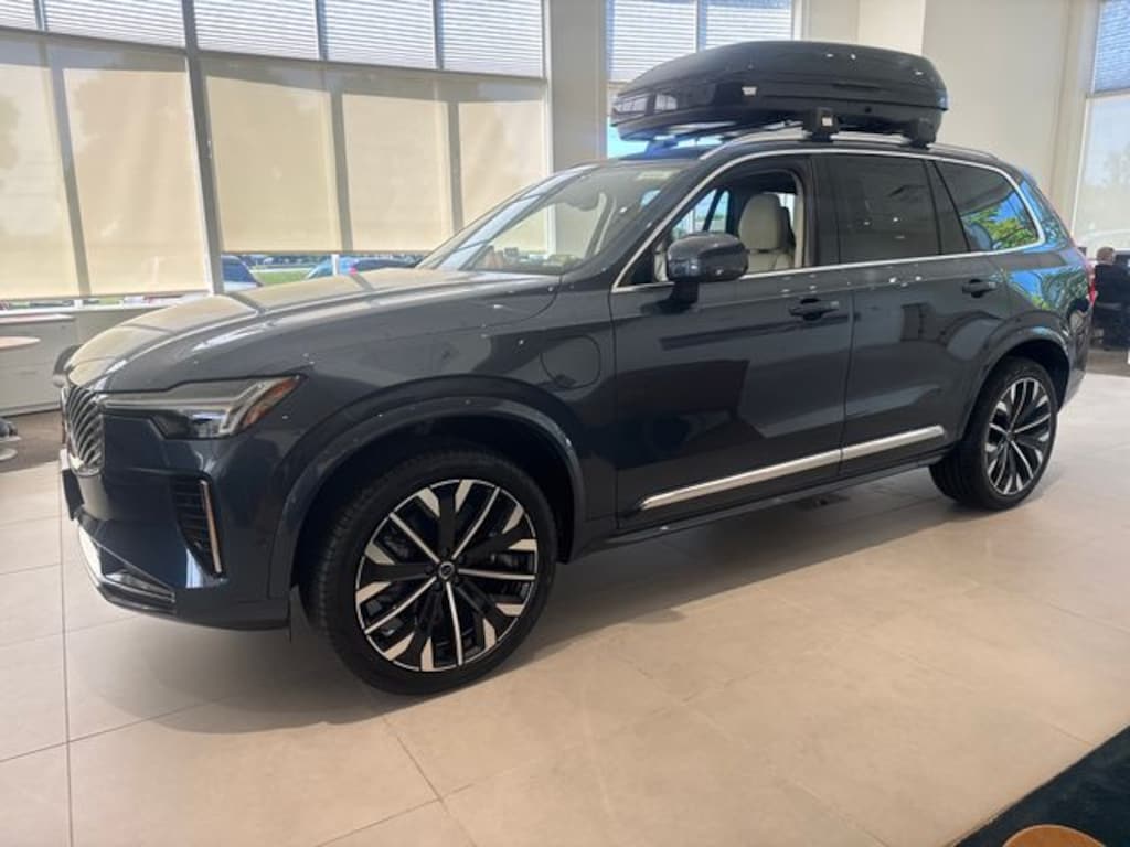New 2026 Volvo XC90 plug-in hybrid T8 Ultra 7-Seater SUV