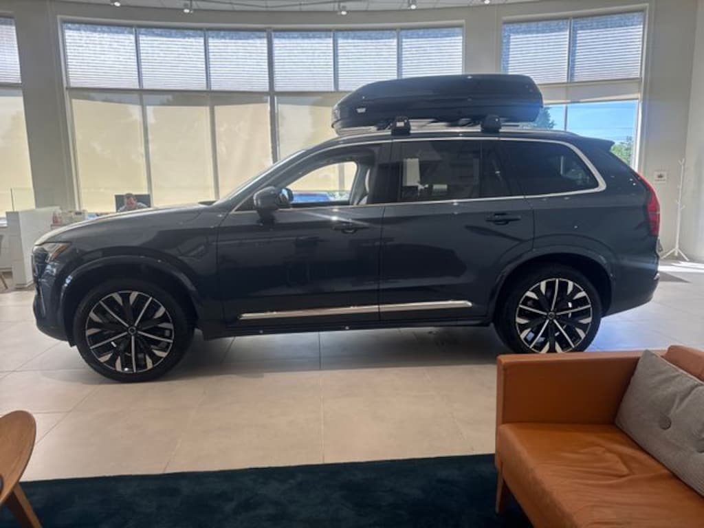 New 2026 Volvo XC90 plug-in hybrid T8 Ultra 7-Seater SUV
