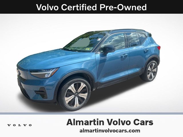 2023 Volvo XC40 Core