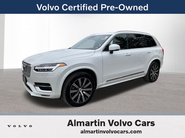 2024 Volvo XC90 Core's photo