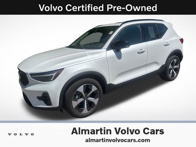 2026 Volvo XC40