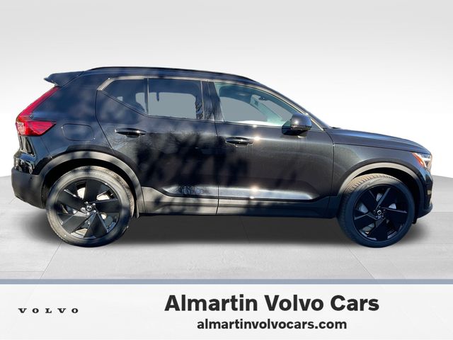 2026 Volvo XC40 Ultra Black Edition - Photo 14