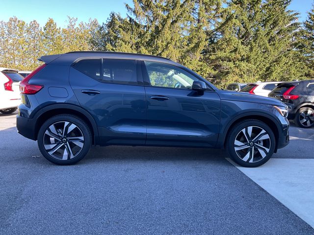 2026 Volvo XC40 Ultra - Photo 14
